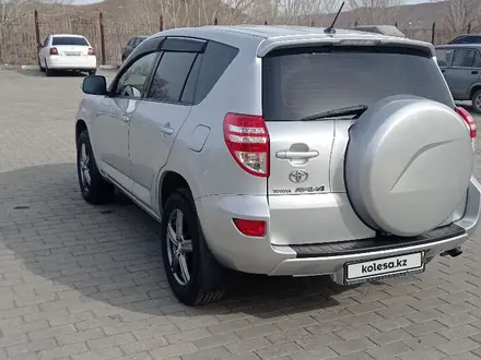 Toyota RAV4 2011 года за 10 000 000 тг. в Усть-Каменогорск – фото 16