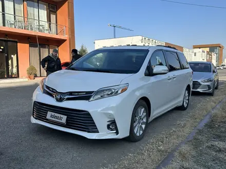 Toyota Sienna 2015 года за 11 700 000 тг. в Кызылорда – фото 2