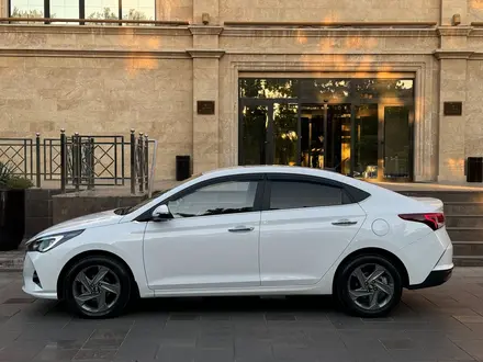 Hyundai Accent 2021 года за 8 700 000 тг. в Шымкент – фото 2