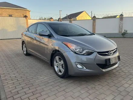 Hyundai Elantra 2013 года за 4 000 000 тг. в Атырау