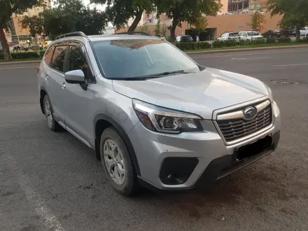 Subaru Forester 2019 года за 12 800 000 тг. в Астана – фото 2