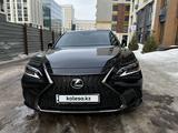 Lexus ES 350 2020 года за 29 300 000 тг. в Астана – фото 3