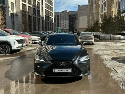 Lexus ES 350 2020 года за 29 300 000 тг. в Астана – фото 8