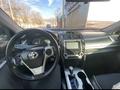 Toyota Camry 2012 года за 7 200 000 тг. в Актобе – фото 2
