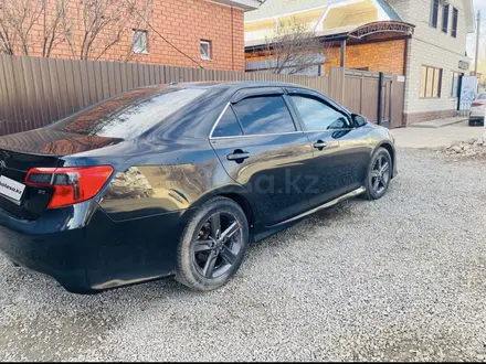 Toyota Camry 2012 года за 7 200 000 тг. в Актобе – фото 4