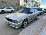 BMW 520 1991 года за 800 000 тг. в Астана – фото 2