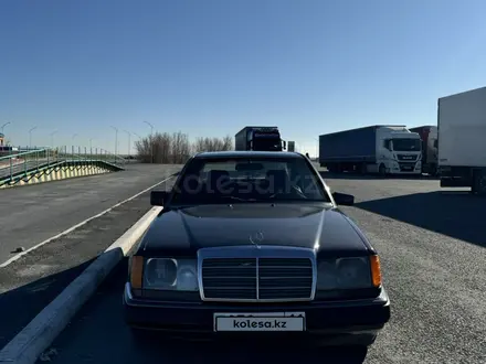 Mercedes-Benz E 230 1991 года за 1 500 000 тг. в Жанакорган – фото 11