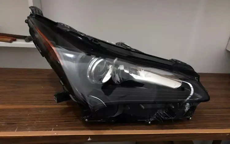 Фара правая Lexus Nx nx200 за 100 000 тг. в Астана