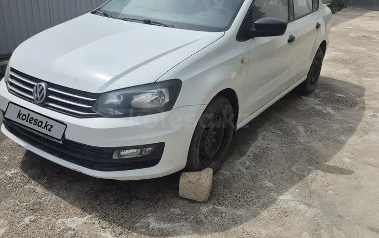 Volkswagen Polo 2016 годаүшін4 200 000 тг. в Атырау