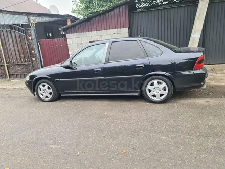 Opel Vectra 1998 года за 1 200 000 тг. в Талдыкорган – фото 2