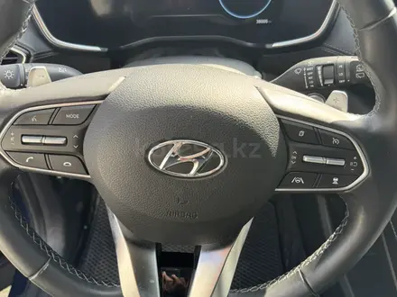 Hyundai Santa Fe 2022 года за 13 000 000 тг. в Алматы – фото 19