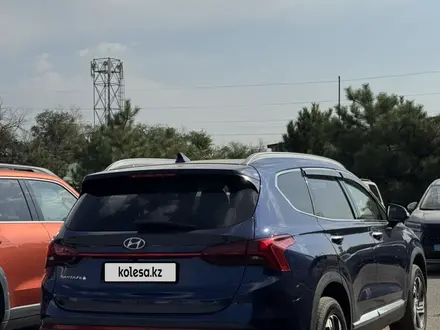 Hyundai Santa Fe 2022 года за 13 000 000 тг. в Алматы – фото 4