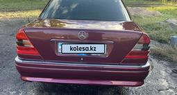 Mercedes-Benz C 200 1995 года за 1 750 000 тг. в Кокшетау