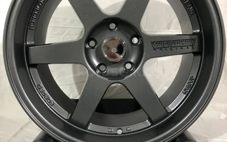 TE37 R18 9, 5J 5x120 ET20 ЦО 74, 1 за 360 000 тг. в Алматы