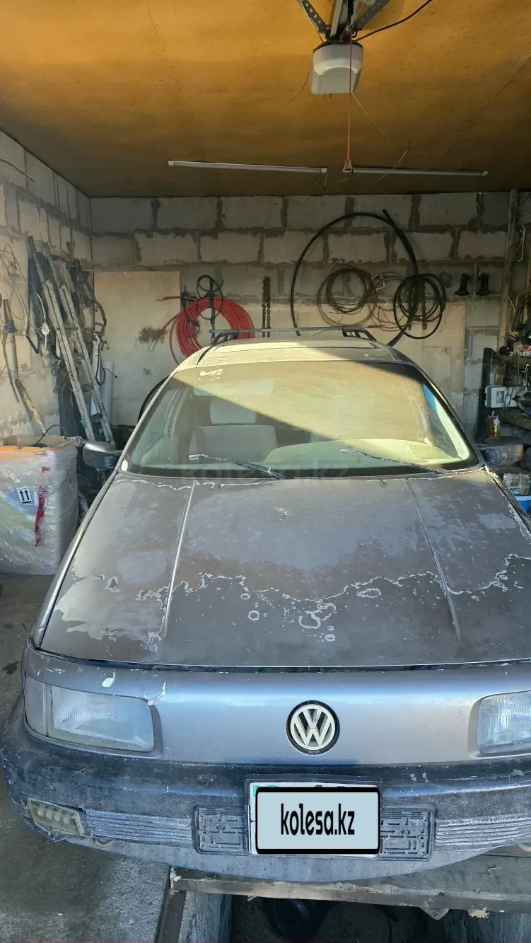 Volkswagen Passat, 1991