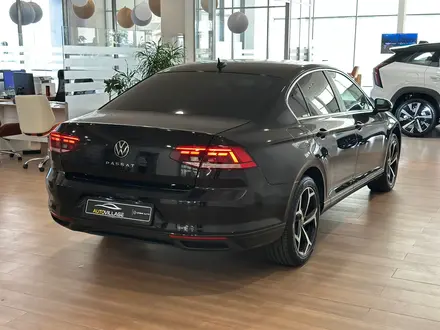 Volkswagen Passat 2021 года за 12 990 000 тг. в Астана – фото 4