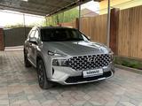 Hyundai Santa Fe 2021 года за 17 500 000 тг. в Алматы – фото 2