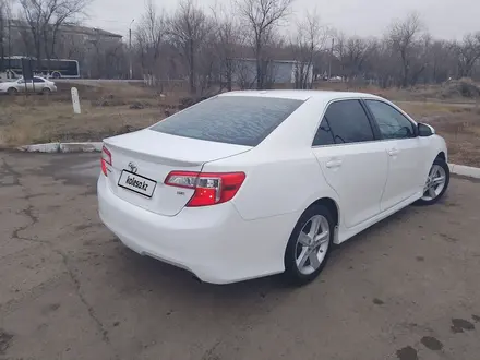 Toyota Camry 2014 года за 4 950 000 тг. в Уральск – фото 11