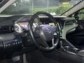 Toyota Camry 2019 года за 13 000 000 тг. в Актобе – фото 11