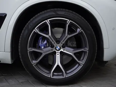 BMW X5 2024 года за 49 000 000 тг. в Алматы – фото 20