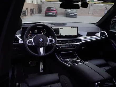 BMW X5 2024 года за 49 000 000 тг. в Алматы – фото 22