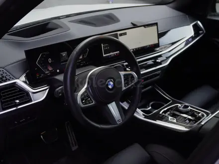 BMW X5 2024 года за 49 000 000 тг. в Алматы – фото 23