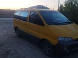 Hyundai Starex 1998 годаүшін2 600 000 тг. в Кызылорда – фото 2