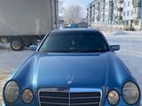 Mercedes-Benz E 230 1996 годаүшін2 100 000 тг. в Есиль – фото 2