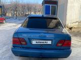 Mercedes-Benz E 230 1996 годаүшін2 100 000 тг. в Есиль – фото 4