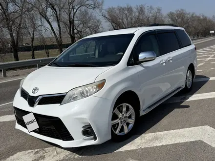Toyota Sienna 2010 года за 11 500 000 тг. в Алматы – фото 6