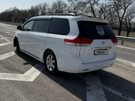 Toyota Sienna 2010 года за 11 500 000 тг. в Алматы – фото 5