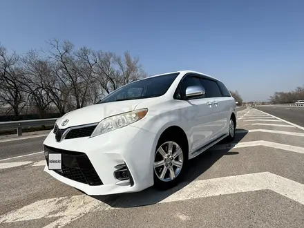 Toyota Sienna 2010 года за 11 500 000 тг. в Алматы – фото 7