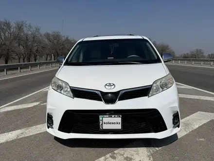 Toyota Sienna 2010 года за 11 500 000 тг. в Алматы – фото 11