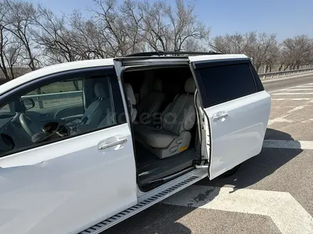 Toyota Sienna 2010 года за 11 500 000 тг. в Алматы – фото 13