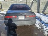 Toyota Camry 1998 года за 3 000 000 тг. в Тараз – фото 2