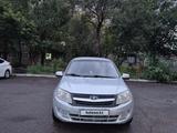 ВАЗ (Lada) Granta 2190 2012 года за 1 650 000 тг. в Астана – фото 2