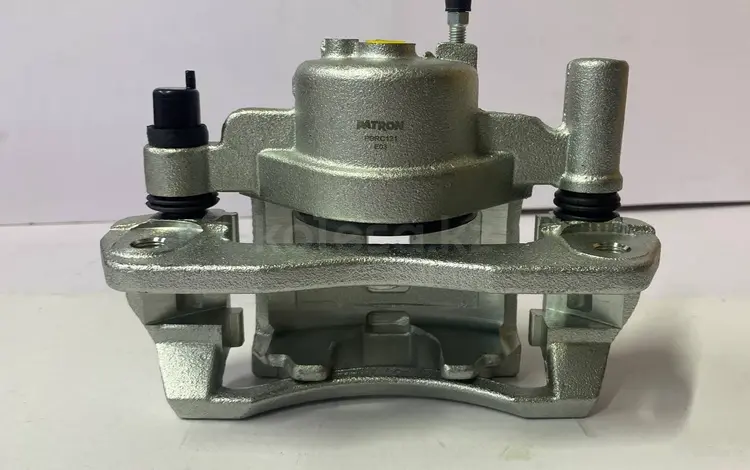 Суппорт передний правый Mazda 323, 626, Premacy за 35 000 тг. в Астана