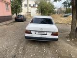 Mercedes-Benz E 230 1992 годаfor900 000 тг. в Тараз – фото 3