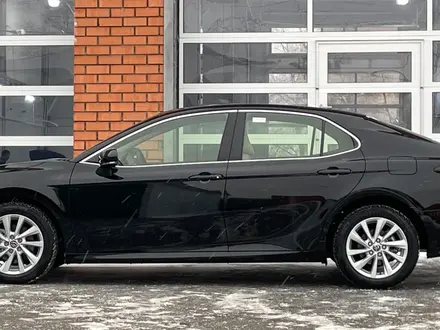 Toyota Camry 2023 года за 17 520 000 тг. в Актобе – фото 5