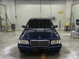 Mercedes-Benz C 180 1998 годаfor5 500 000 тг. в Караганда