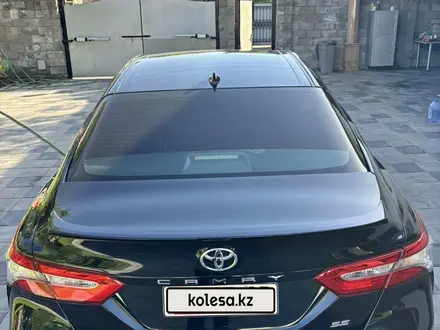 Toyota Camry 2019 года за 13 000 000 тг. в Алматы – фото 7