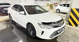 Toyota Camry 2015 года за 11 500 000 тг. в Алматы – фото 2