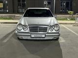 Mercedes-Benz E 280 1996 года за 2 700 000 тг. в Алматы