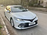 Toyota Camry 2019 года за 14 500 000 тг. в Караганда