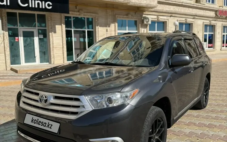 Toyota Highlander 2012 года за 12 000 000 тг. в Актау