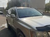 Toyota Highlander 2003 года за 6 800 000 тг. в Алматы – фото 2