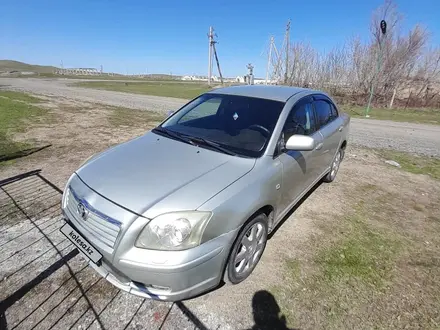 Toyota Avensis 2004 года за 3 750 000 тг. в Семей – фото 3
