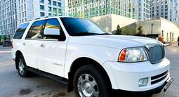 Lincoln Navigator 2004 годаүшін8 300 000 тг. в Астана – фото 3