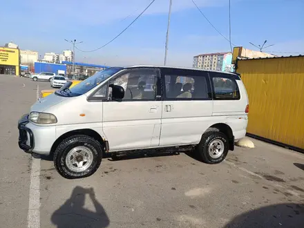 Mitsubishi Delica 1995 года за 2 600 000 тг. в Алматы – фото 3