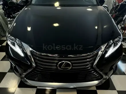 Lexus ES 300h 2014 года за 9 000 000 тг. в Актау